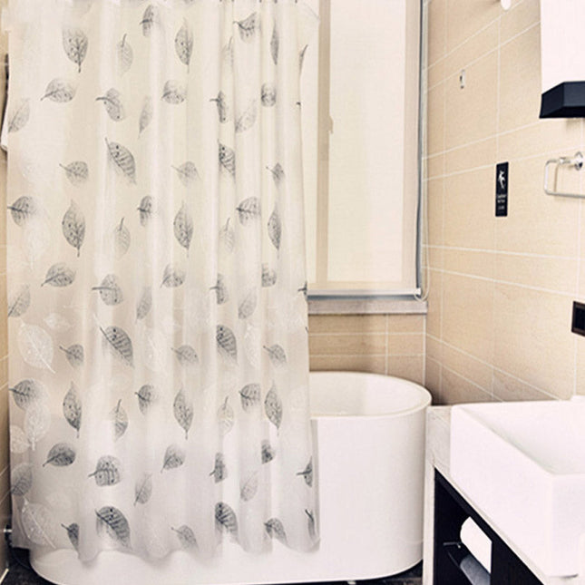 Skandinaavinen suihkuverho lehtikuviolla