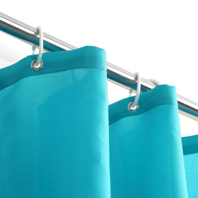 Yksivärinen turkoosinsininen suihkuverho