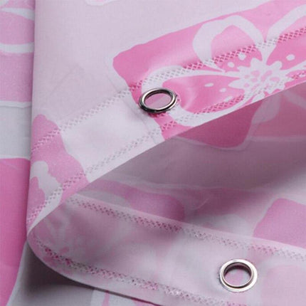 Kiiltävä vaaleanpunainen kukkakuvio suihkuverho