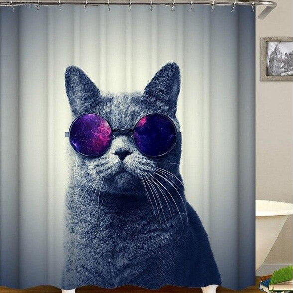 Hauska kissa aurinkolaseilla suihkuverho