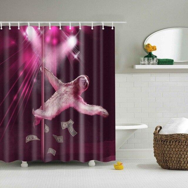 Hauska laiskiainen tankotanssii suihkuverho