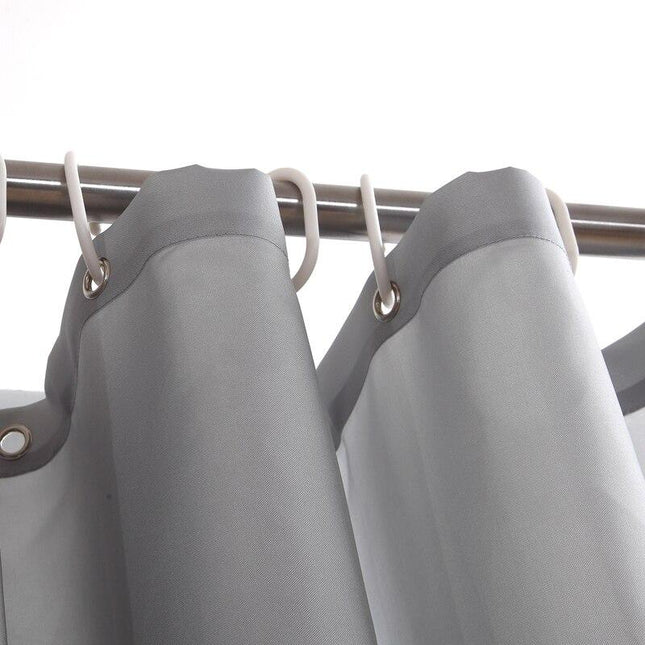 Yksivärinen harmaa kankainen suihkuverho